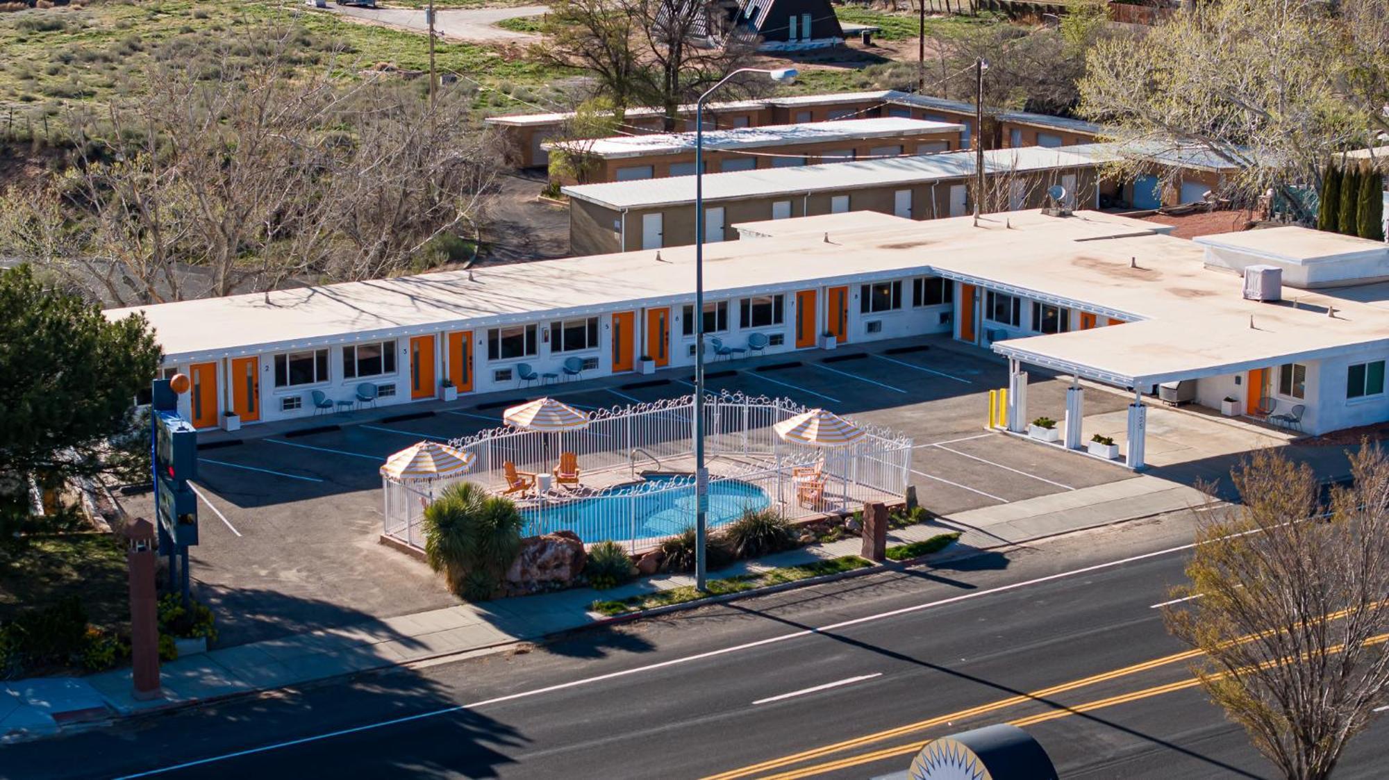 קנב Quail Park Lodge מראה חיצוני תמונה
